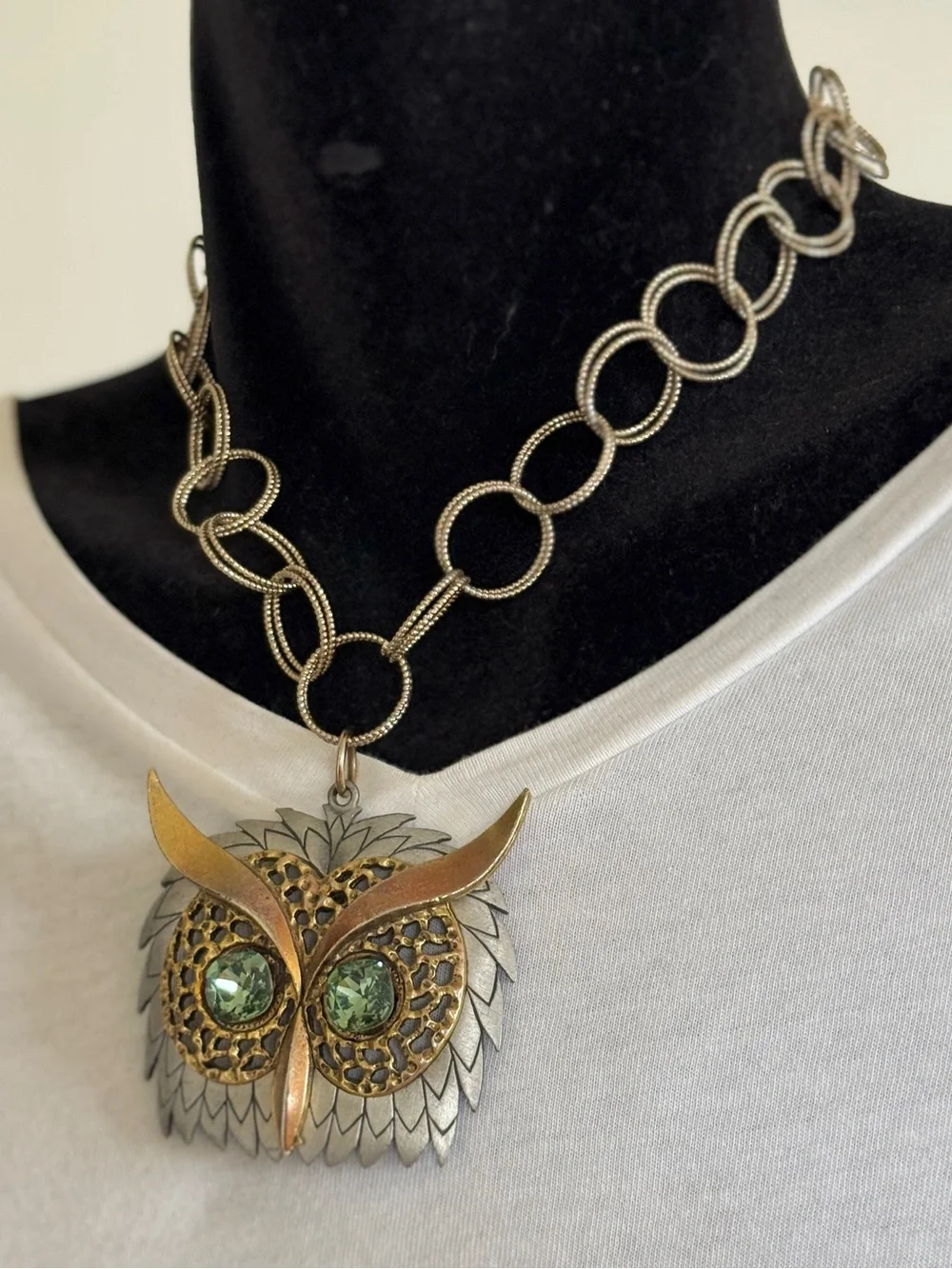 Upcycled Owl Choker Necklace with Green Rhinestone Eyes on Gold Tone Chain OOAK - Picture 4 of 10